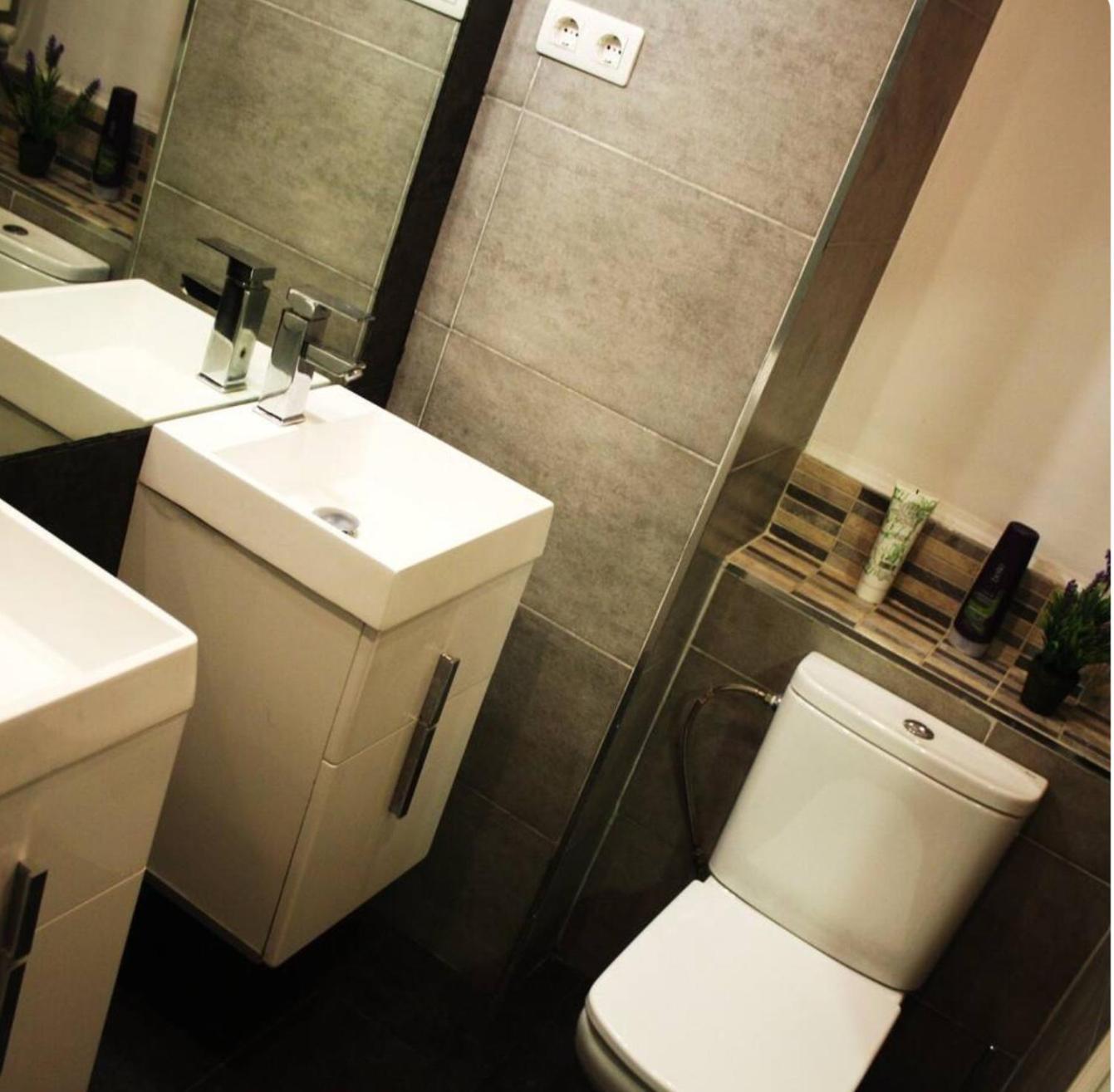Suite En Apartamento Privado Terraza Centro 빌바오 외부 사진